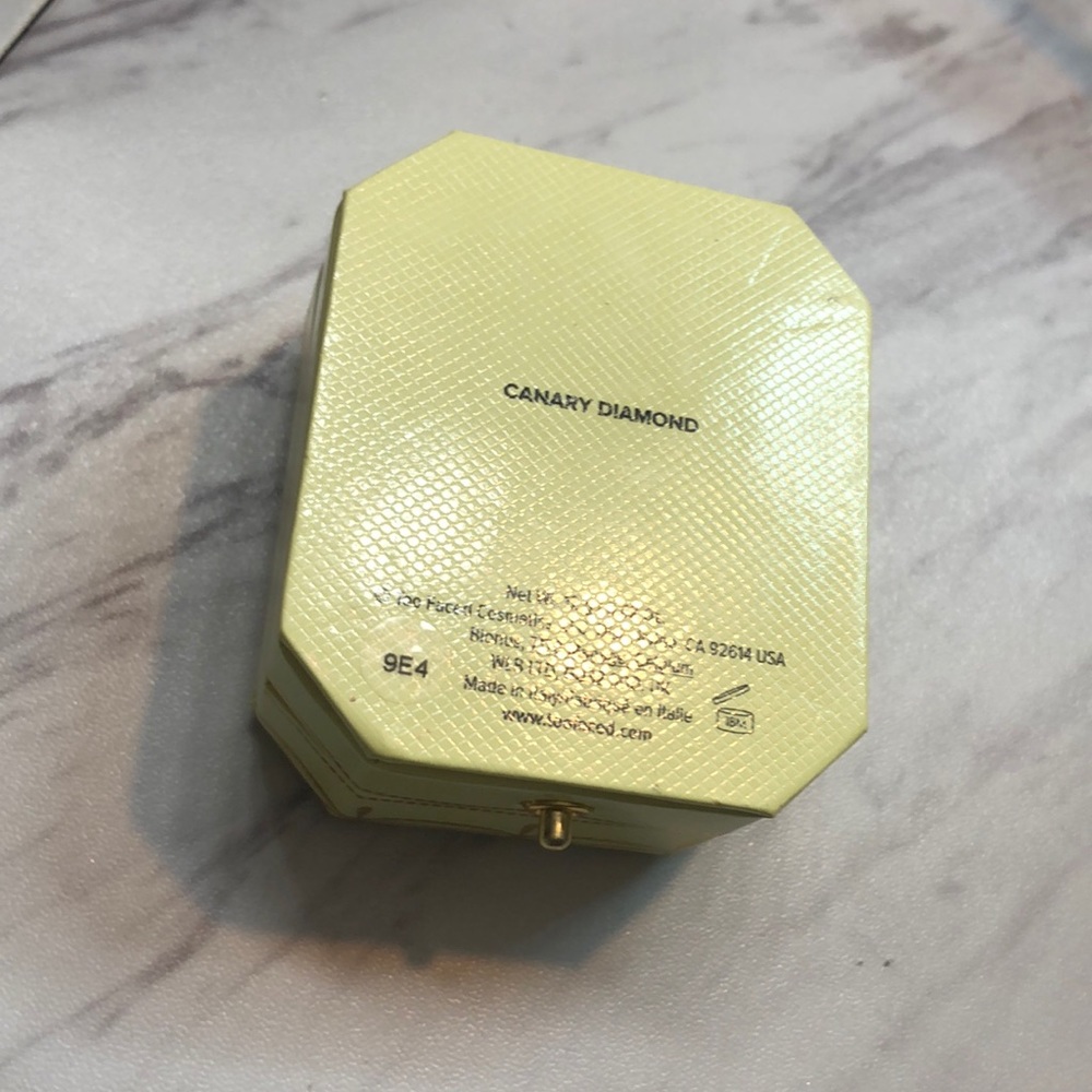 Too Faced Highlight 🌟 - Picture 3 of 4